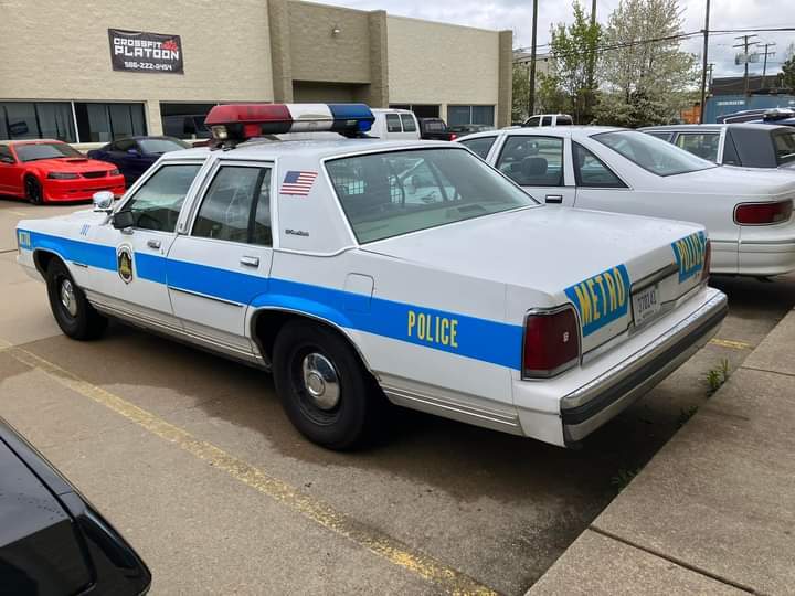 1991 Ford LTD Crown Victoria